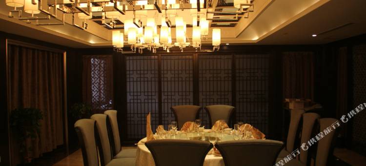 西和盛世仇池酒店图片