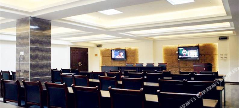 峨眉山金盾名人国际酒店图片