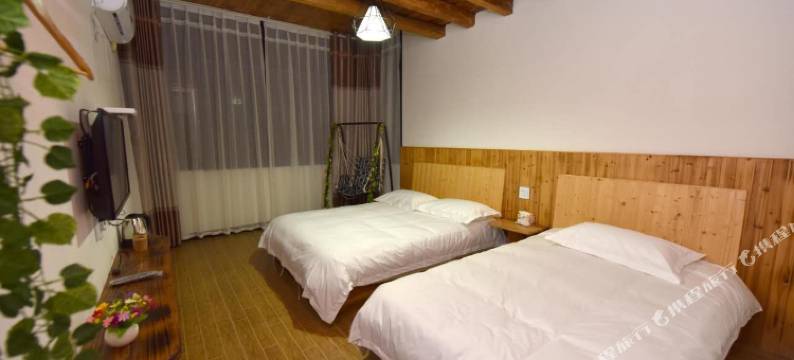 莫干山阿厘拉客舍图片