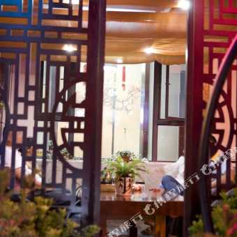 什么时候大理酒店便宜 CggYGlYLUqqAPPi6AAIAfUROnaM675_C_340_340_Q50.jpg?v=1
