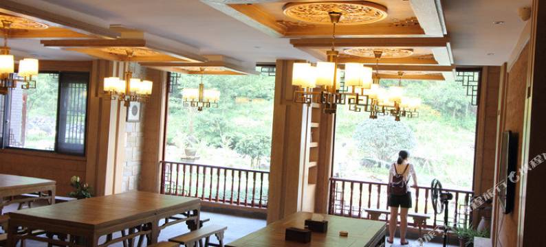 景宁听泉山庄图片