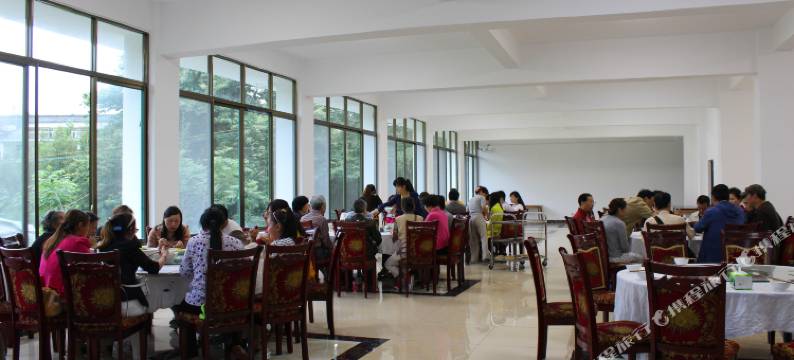 峨眉山雅阁酒店图片