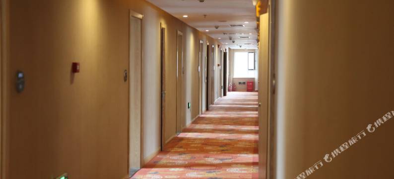 巴厘岛假日酒店(沈阳南塔店)图片