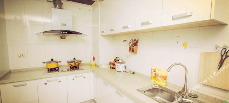 重庆暮然回首青年旅舍(观音桥步行街店)图片