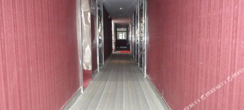 武当山和悦假日酒店图片