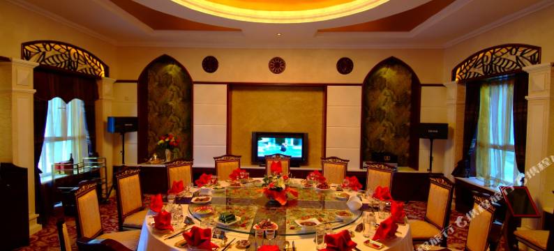 喀纳斯阅湖酒店图片