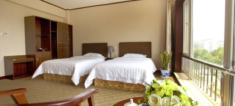 东悦商务宾馆(龙口博商购物广场店)图片