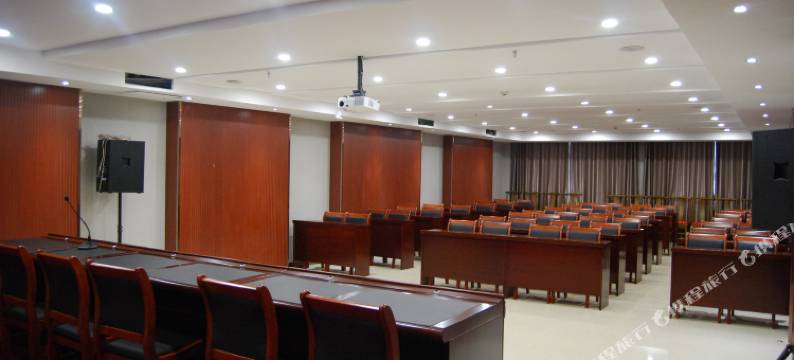 河曲九华商务宾馆图片