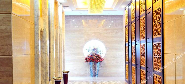 东方国际酒店(乐平市东湖公园店)图片