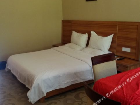 安陆白兆山宾馆