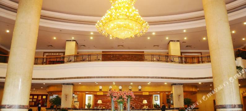 深圳宝明城大酒店(红花山体育中心店)图片