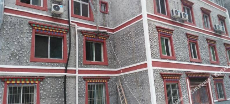 毕棚沟雪山休闲庄图片