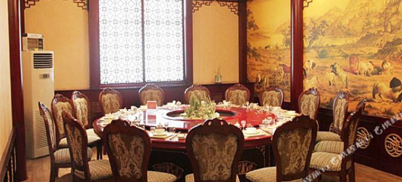 辉县假日大酒店图片