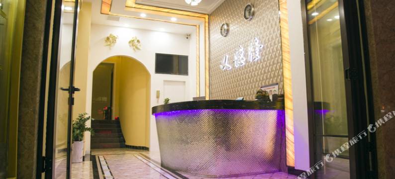 三亚义德隆宾馆(三亚湾海月广场店)图片