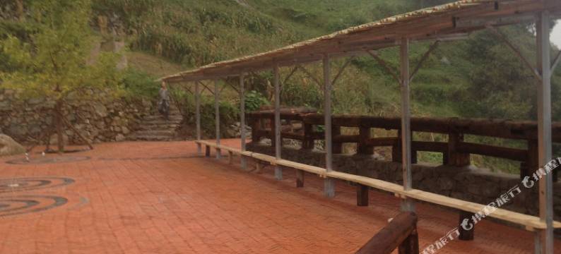 宝兴雪山人家46号客栈图片