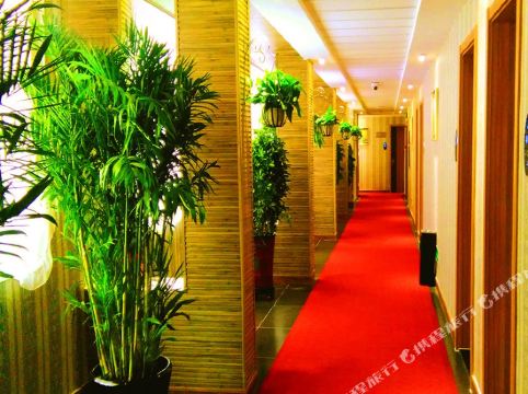 艾居金洋连锁酒店(大石桥哈大北路店)