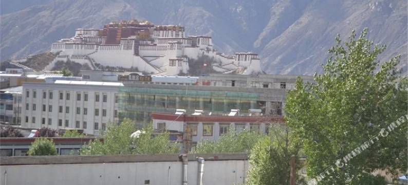 拉萨诺吉酒店图片