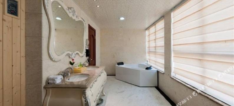 三清山云游山居图片