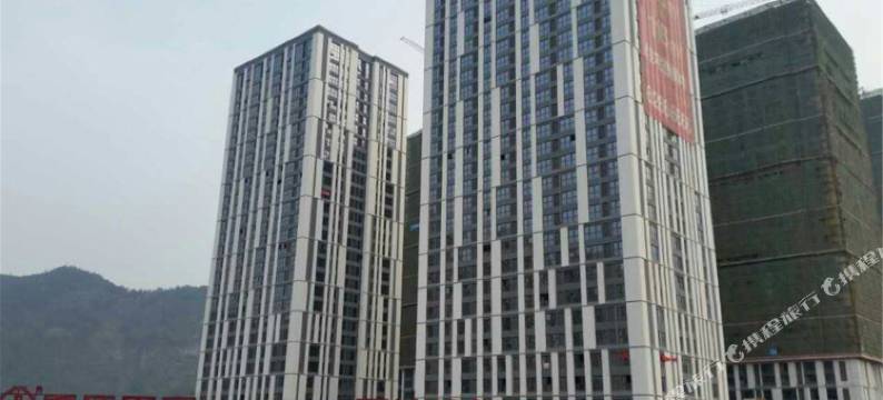 重庆利来登精品酒店(巴南万达学堂湾地铁站店)图片