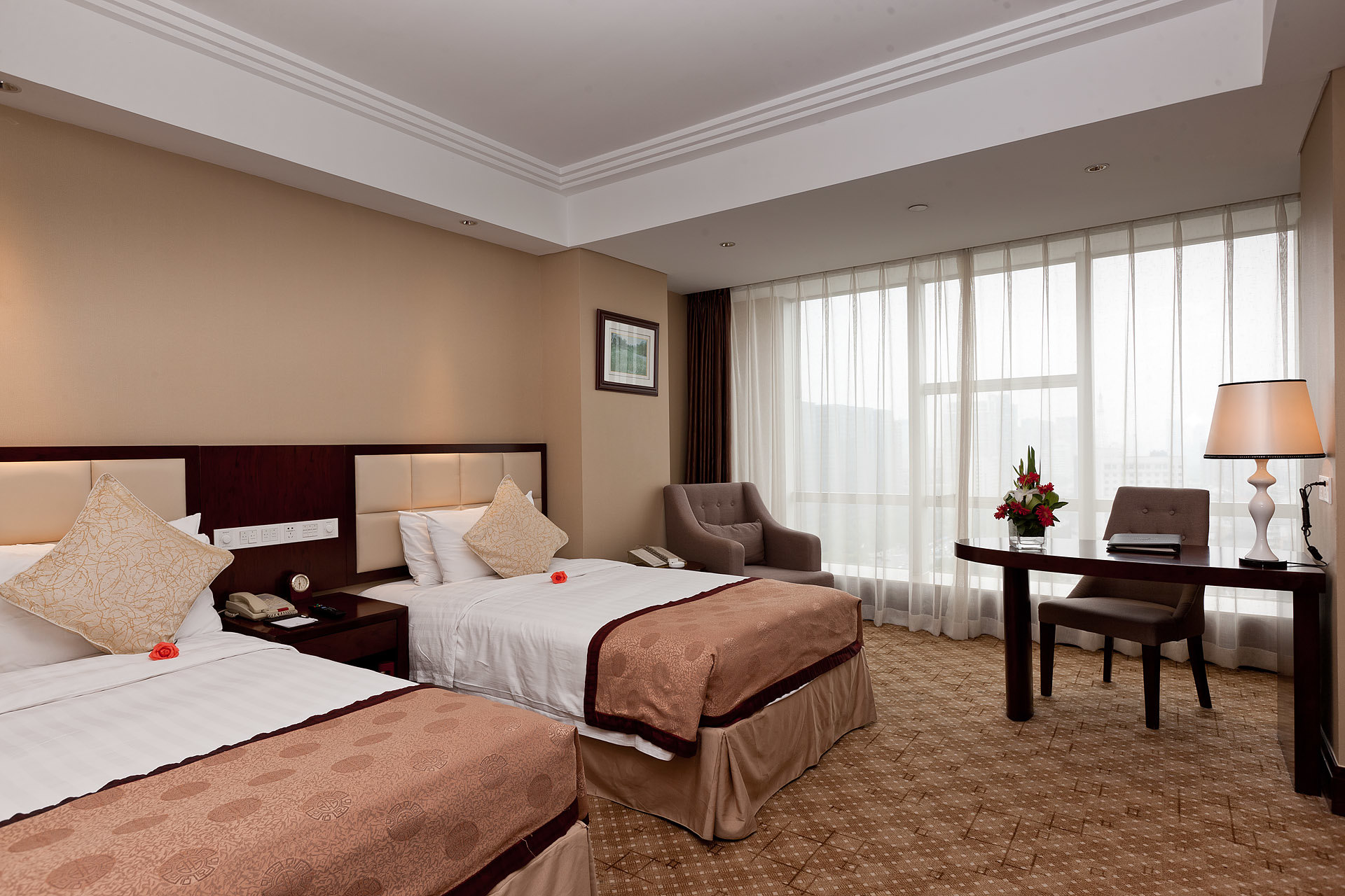 Oriental Deluxe HotelOver view