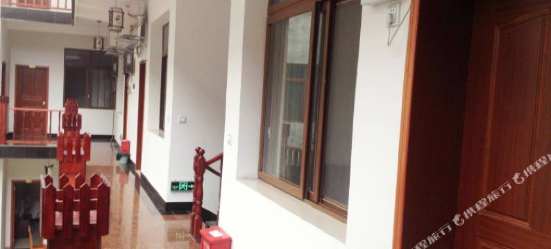 黄龙溪泓昌苑客栈图片