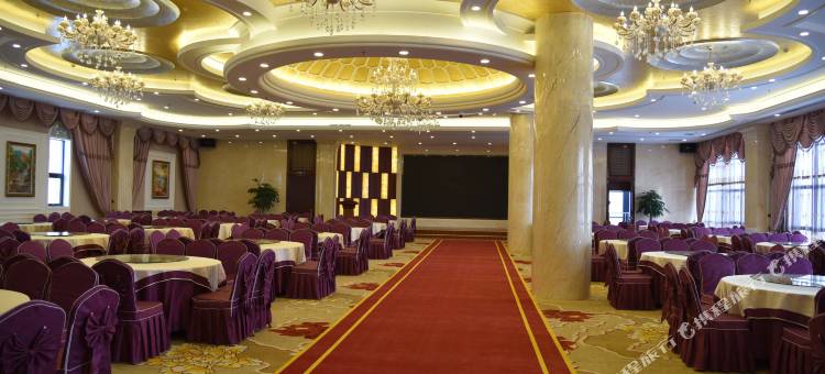 心连心静雅酒店(万达广场赤峰学院店)图片
