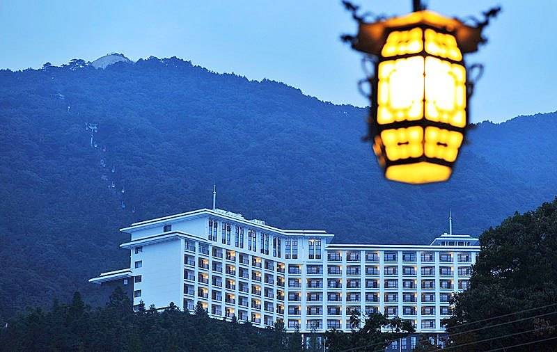 薄刀峰度假酒店