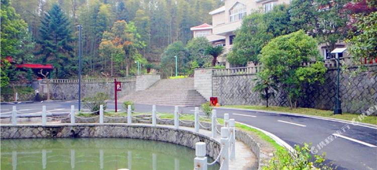 南昌东方梅岭度假山庄图片