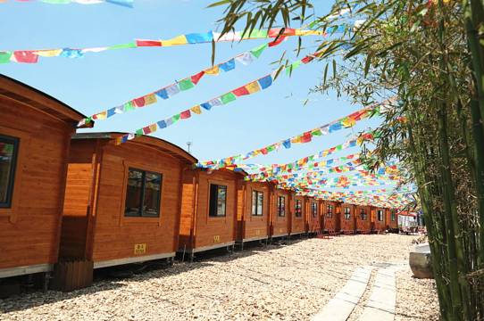 临海蜂巢网房车宿营地