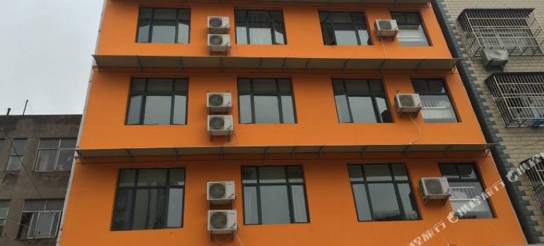 潜江双安假日酒店(江汉艺术学院店)图片