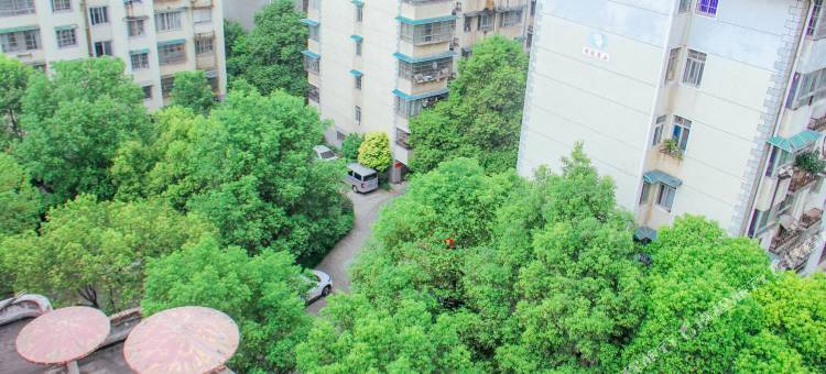 长沙驿羊羊古道潇湘客栈(火车站万家丽广场店)图片