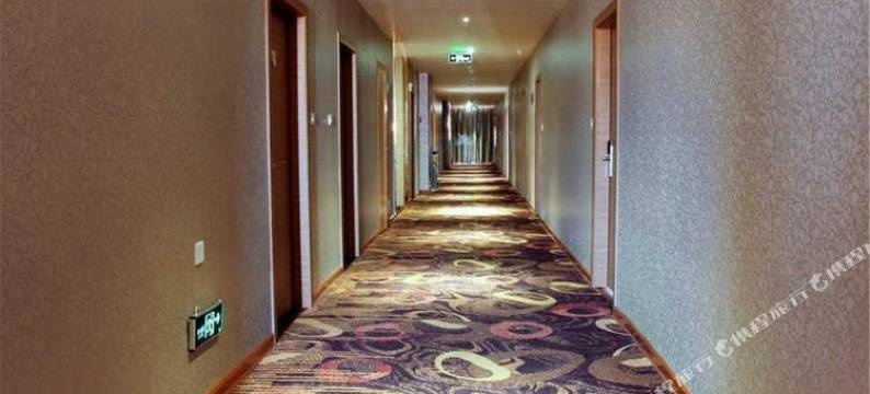 恒大酒店(玉林中药港大润发店)图片