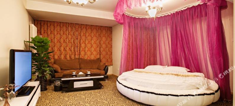 诗语圆床主题服务公寓(北京华贸店)图片