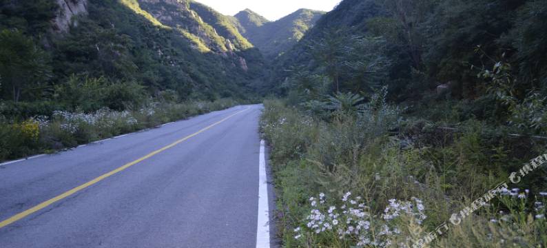 北京潭谷人家图片