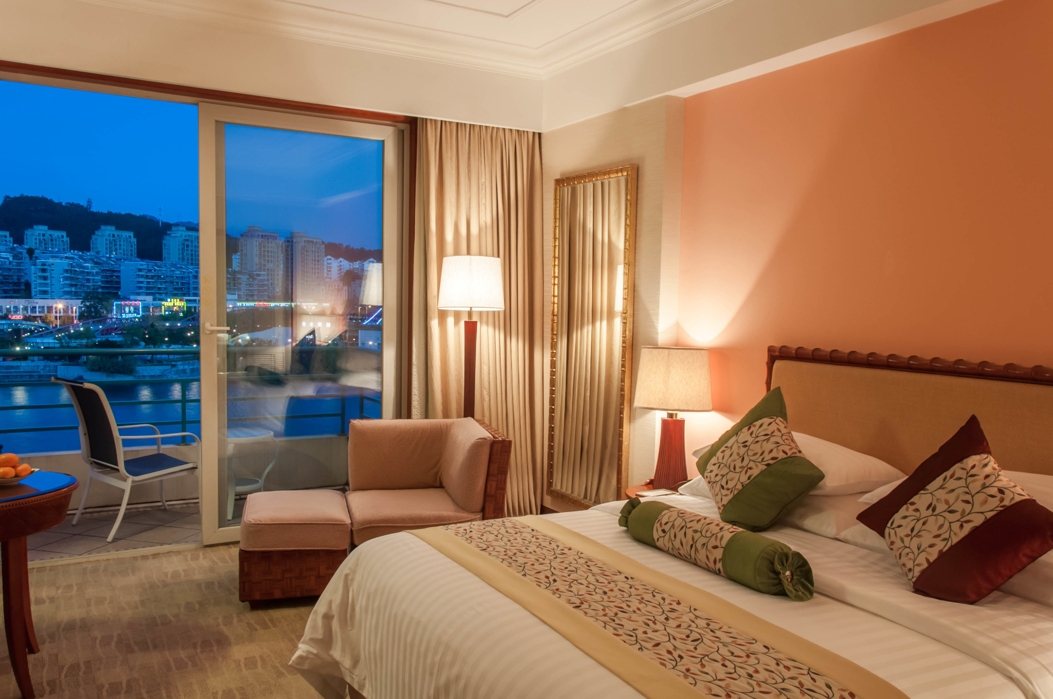 New Century Resort Qiandao Lake Over view