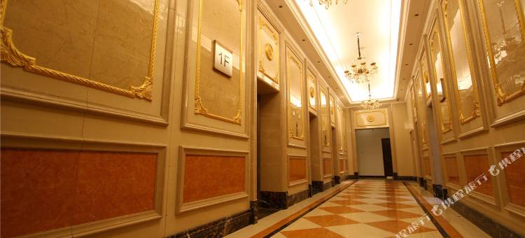 逸尚酒店式公寓(泰安万达广场店)图片