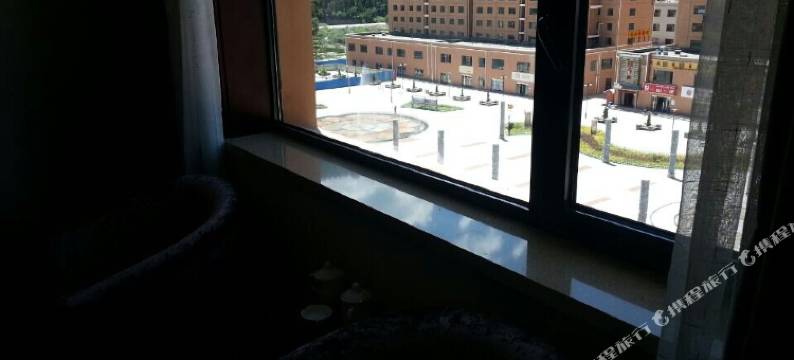 迭部叠州假日酒店图片