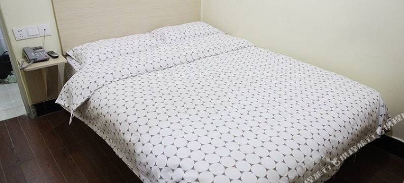 荆门平安客栈(火车站店)图片