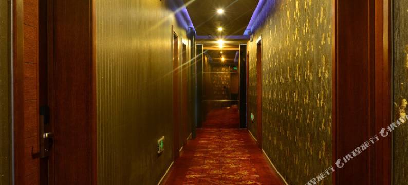 鑫彩宾馆(哈尔滨西大桥店)图片