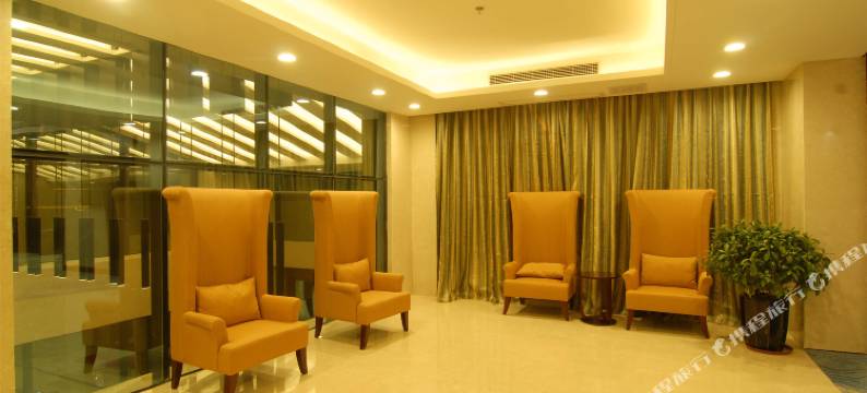 来凤庆凤山酒店图片