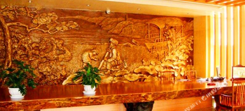 石屏云梯酒店(西山路西门农贸市场店)图片