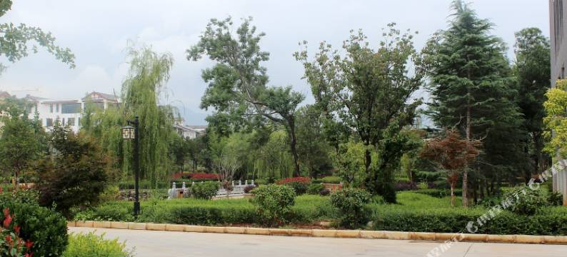 玉龙雪纳酒店(丽江高铁站店)图片