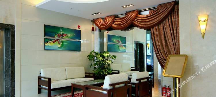 众越一百商务酒店(鸭绿江断桥火车站店)图片