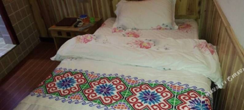 普者黑古月客栈图片