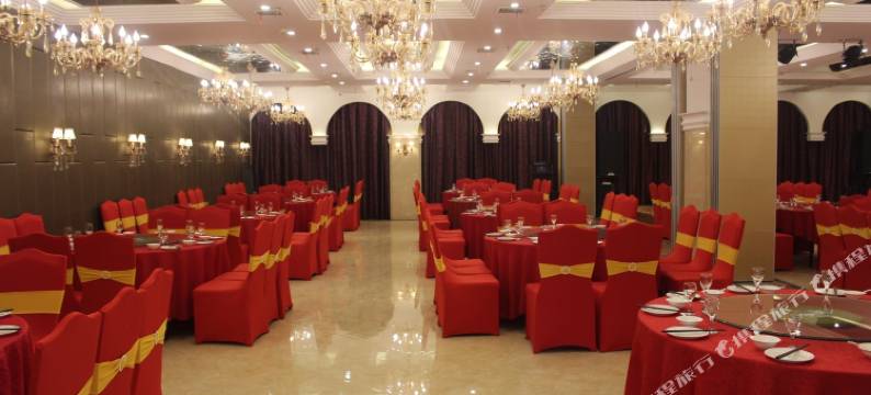 黄冈鹿鸣春国宇假日酒店图片