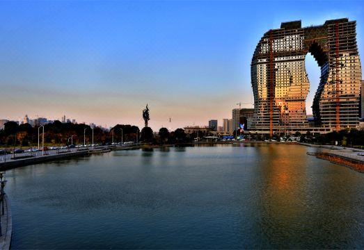 Vienna Classic Hotel (Hangzhou Binjiang Store) Hotel Overview
