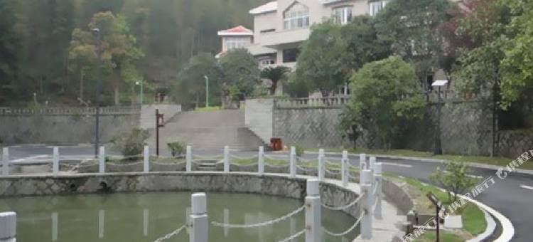 南昌东方梅岭度假山庄图片