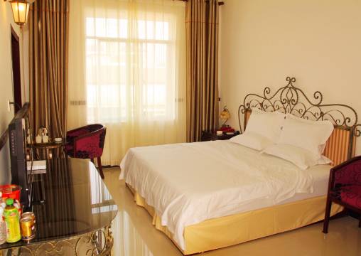 名涛大酒店(百色中山店)