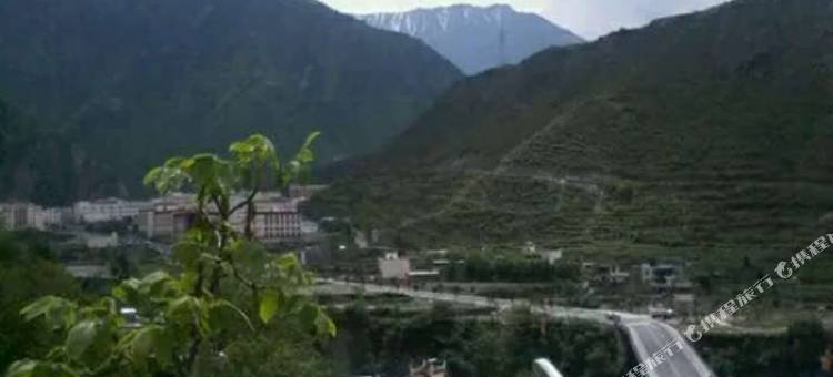 理县苍旺藏家小院图片