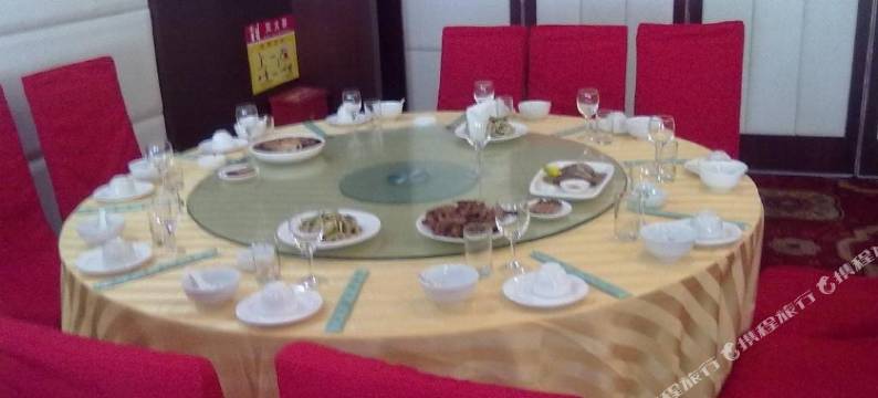 昆明东川泰隆商务大酒店图片